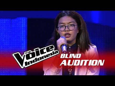 Nabila Vanza "'Love Yourself'' | The Blind Audition | The Voice Indonesia 2016