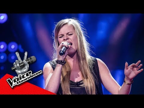 Astrid zingt 'Million Reasons' | Blind Audition | The Voice van Vlaanderen | VTM