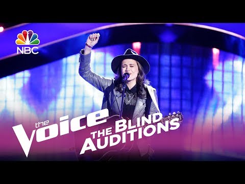 The Voice 2017 Blind Audition - Whitney Fenimore: "Hold on, We're Going Home"