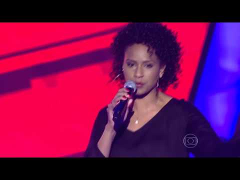 Thaís Moreira canta 'Masterpiece' no The Voice Brasil