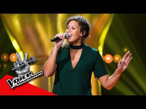 Lynn zingt 'Don't You Worry 'bout A Thing' | Blind Audition | The Voice van Vlaanderen | VTM