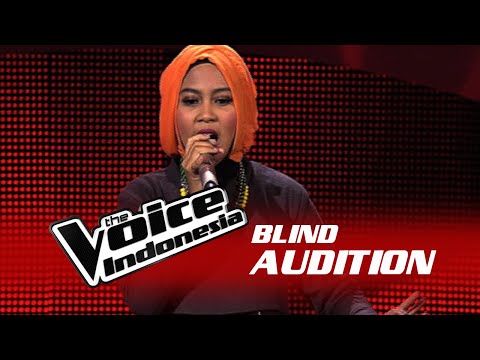 Siti Saniyah "Fight Song" | The Blind Audition | The Voice Indonesia 2016