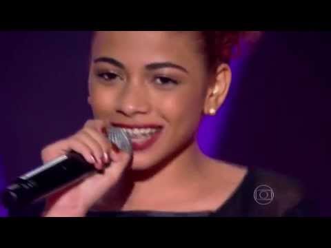 Tori Huang canta 'Telegrama' no The Voice Brasil