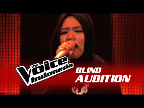 Siti Ramadhanty "Stained" | The Blind Audition | The Voice Indonesia 2016