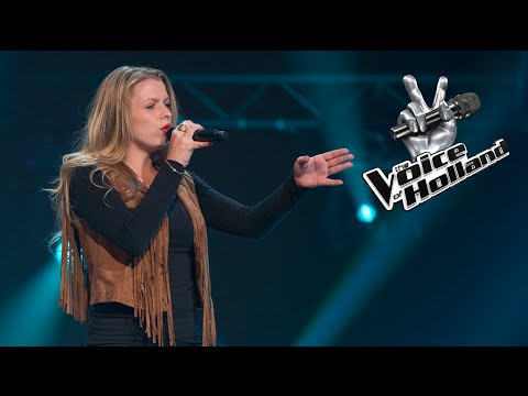 Noëlle Visser – Just Like A Pill (The Blind Auditions | The voice of Holland 2015)