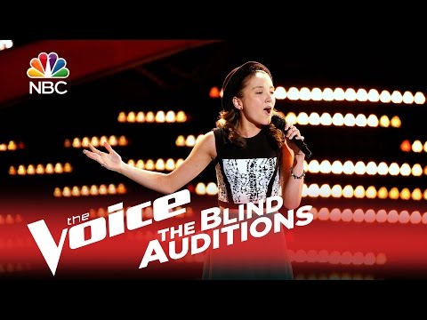 The Voice 2015 Blind Audition - Siahna Im: "Fever"