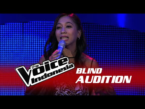 Anastasya Ratih "Taking A Chance On Love" | The Blind Audition | The Voice Indonesia 2016