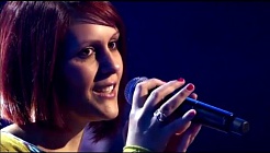 Stefanie Pia zingt 'Hoeveel Ik Van Je Hou' | Blind Audition | The Voice van Vlaanderen | VTM