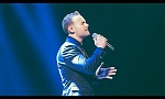 Kevin Simm performs 'I’m Kissing You': The Live Quarter Finals - The Voice UK 2016