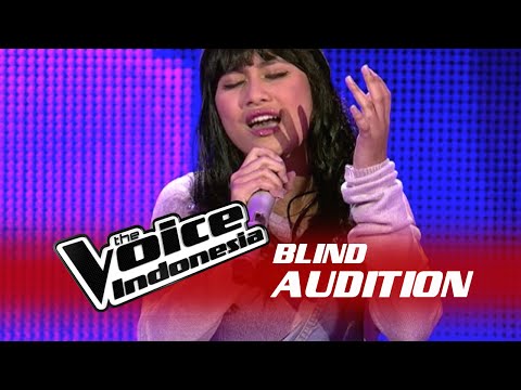 Dita Fitrialdi "Four Five Second" I The Blind Audition I The Voice Indonesia 2016