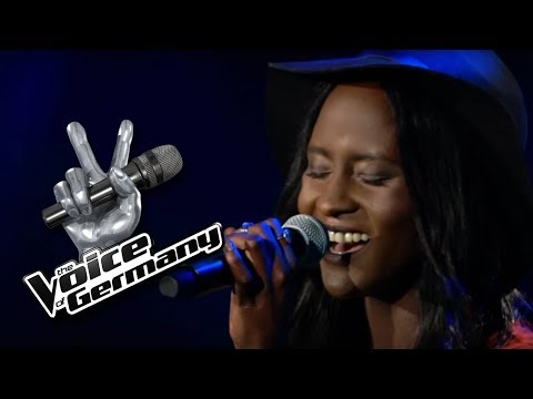 Hold On, We're Going Home - Drake | Laura Jane Fischer | The Voice of Germany 2016 | Blind Audition
