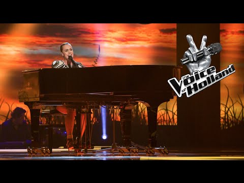 Neda Boin – Leave The Light On (The voice of Holland | Liveshow 3)