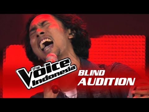 Ahmad Rhezanov "Bukan Siti Nurbaya" | The Blind Audition | The Voice Idonesia 2016
