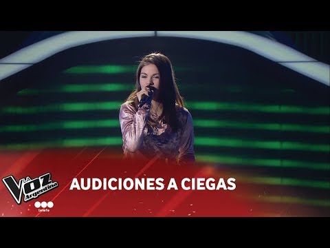 Victoria López - "Como dos extraños" - Adriana Varela - Audiciones a ciegas - La Voz Argentina 2018