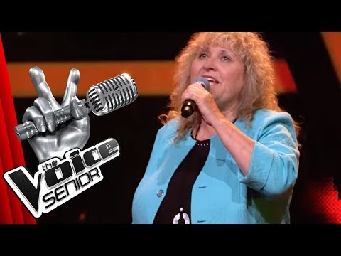 The Shirelles - Will you still love me tomorrow (Heike Grammbitter) | The Voice Senior | SAT.1