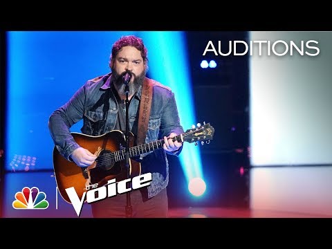 Dave Fenley Slays Cover of Travis Tritt's "Help Me Hold On" - The Voice 2018 Blind Auditions