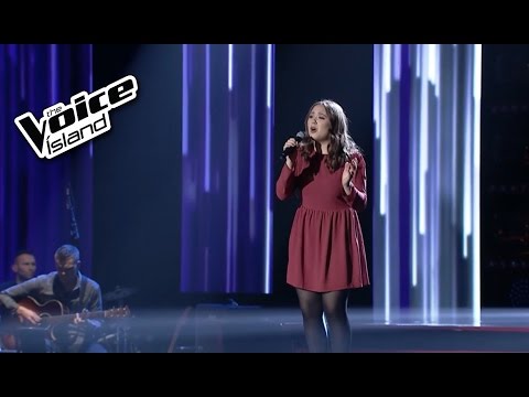 Laufey Lín - I Still Haven't Found What I'm Looking For | The Voice Iceland 2015 | LIVE